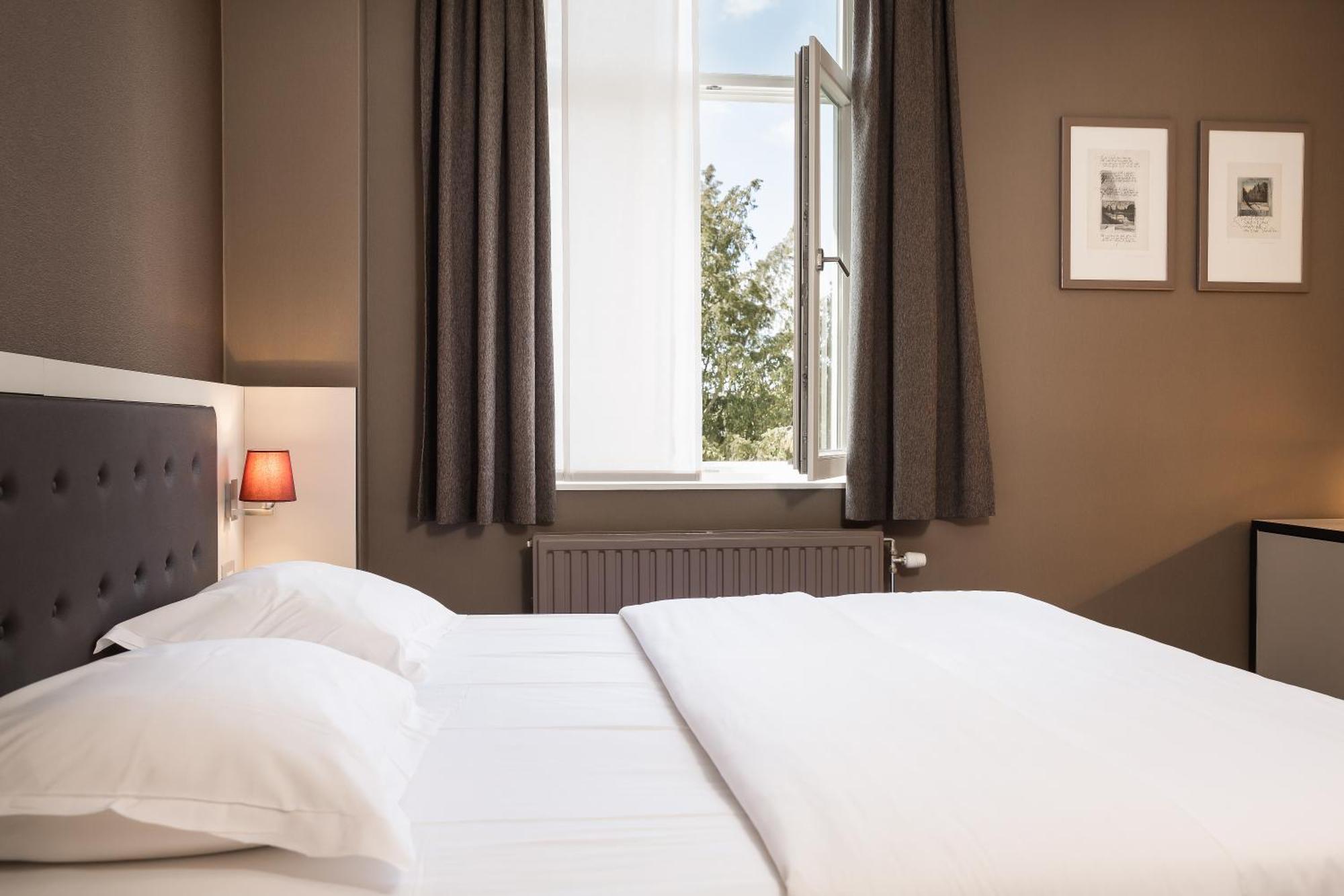 Hotel Navarra Brugge Стая снимка